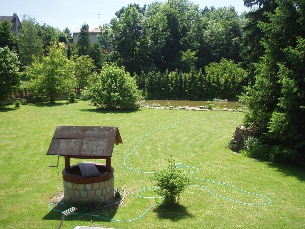 Red Travel Apartment Dvůr Králové nad Labem المظهر الخارجي الصورة